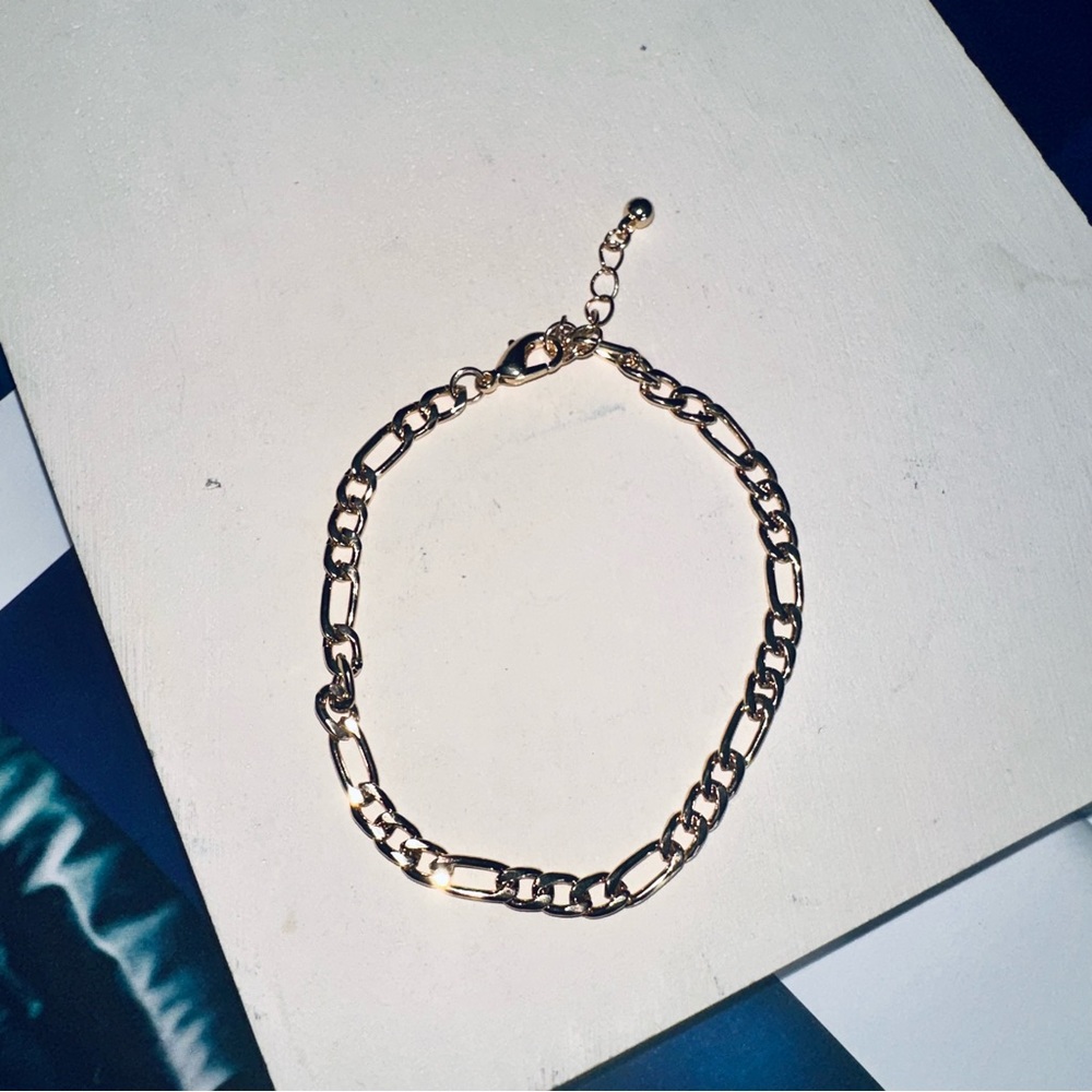 BRACELET Chain Gold Colored - Picture 3 of 3
